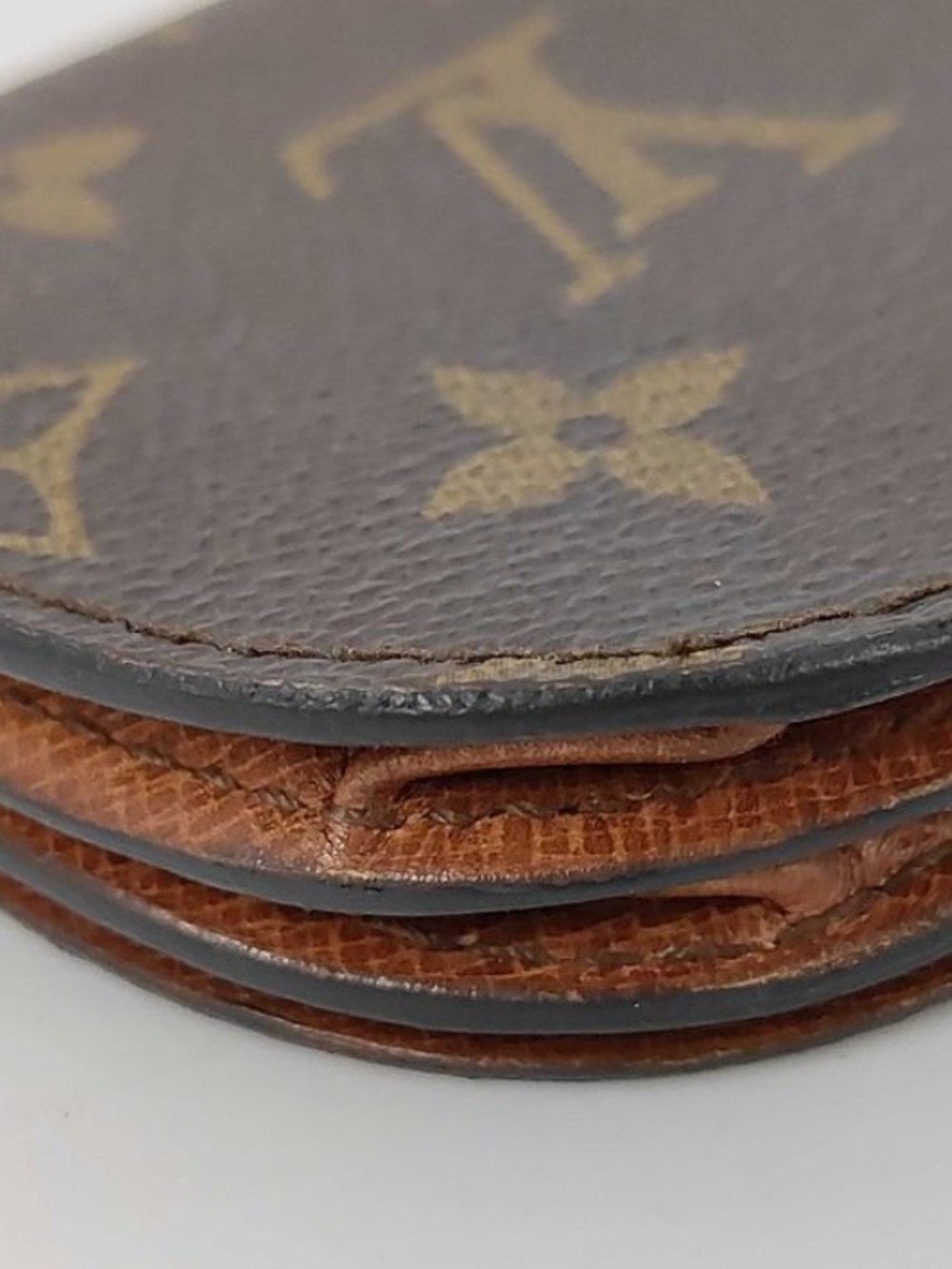 Louis Vuitton Monogram Porte Monnaie Gousset Coin Purse - Classic LV Monogram - Picture 2 of 7